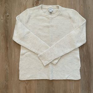 Old Navy crew neck sweater